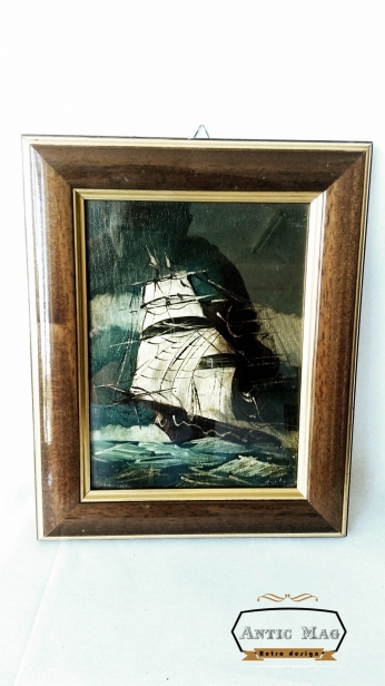 pictura panza barca italia